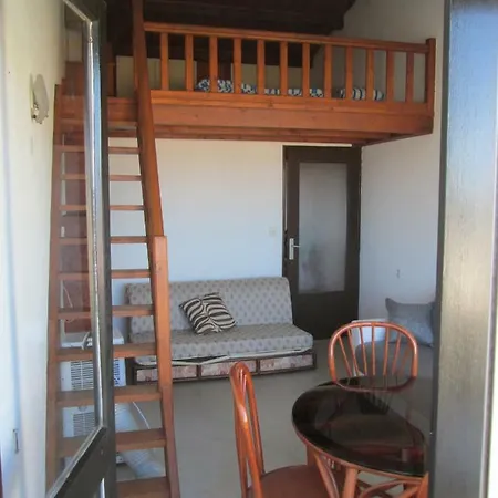 Skyport Cap D Apartmán